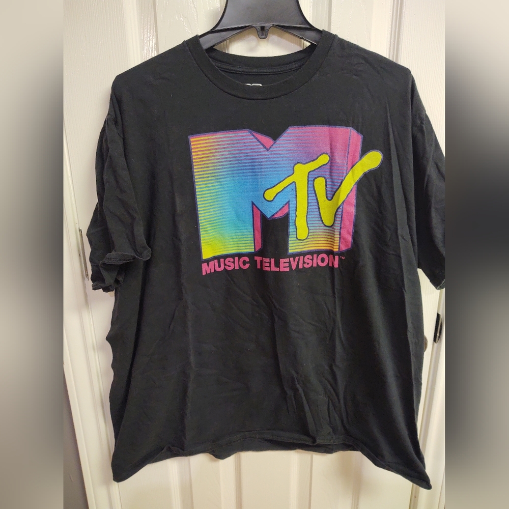 MTV shirt